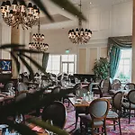 Knightsbrook & Golf Hotel 4*