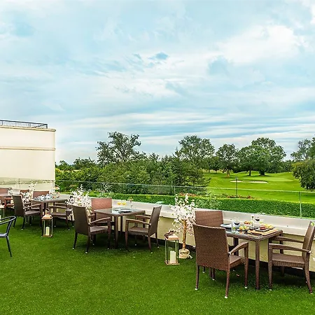 Отель Knightsbrook & Golf Трим