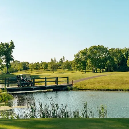 Knightsbrook & Golf טרים