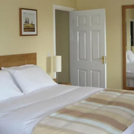 Knightsbrook & Golf Hotel 4*