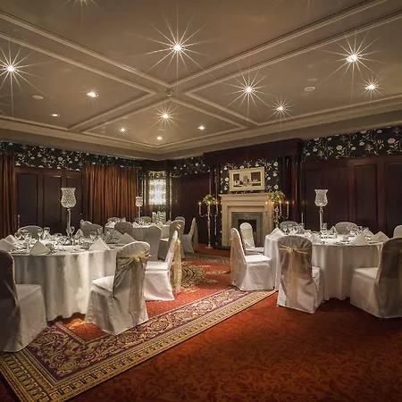 Hotel Knightsbrook & Golf 4*