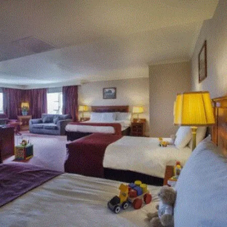 Knightsbrook & Golf Trim