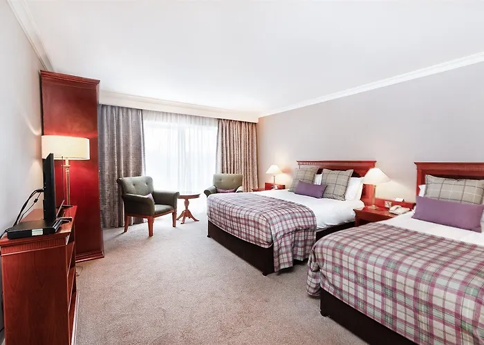 Hotel Knightsbrook & Golf 4*