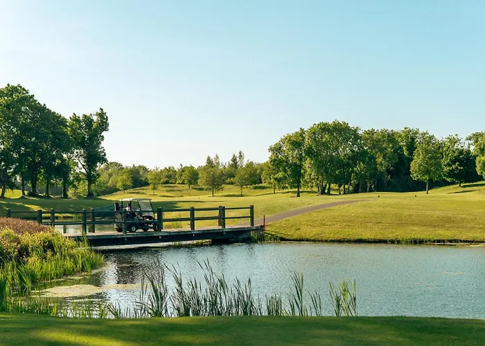 Knightsbrook & Golf Трим