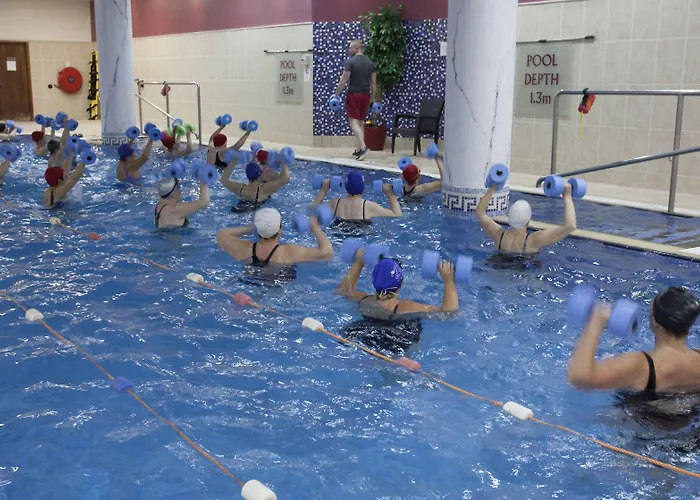 Отель Knightsbrook & Golf