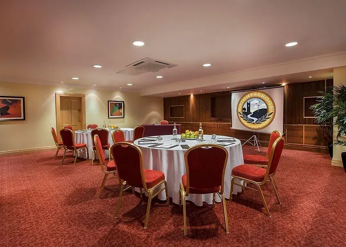 Knightsbrook & Golf Trim