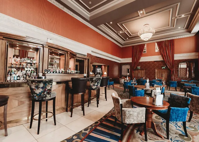 Knightsbrook & Golf Отель